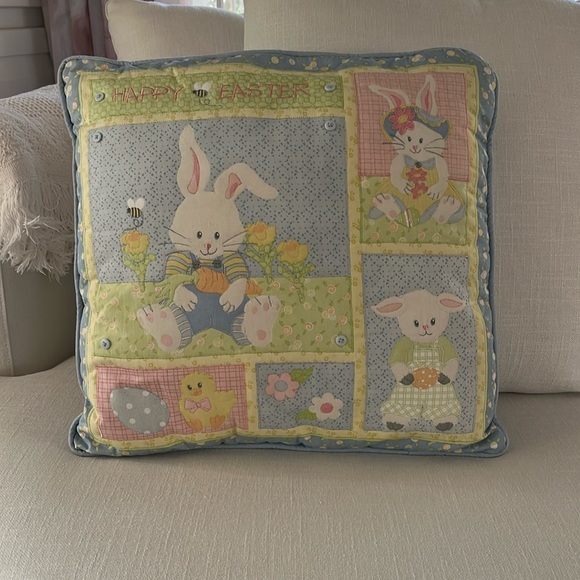 BLOSSOMS & BLOOMS Easter Pillow - Picture 3 of 9